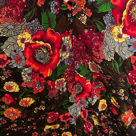 Romper - Picture 3 of 4